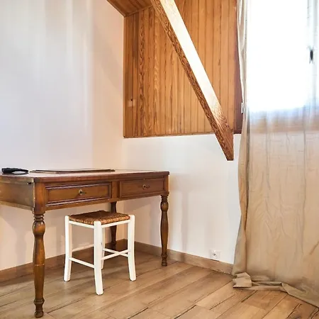 La Bohemienne, House, Hot Tub, Garden, Parking Reims