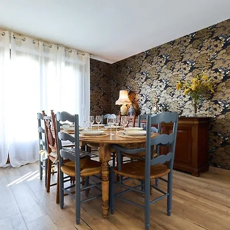 La Bohemienne, House, Hot Tub, Garden, Parking