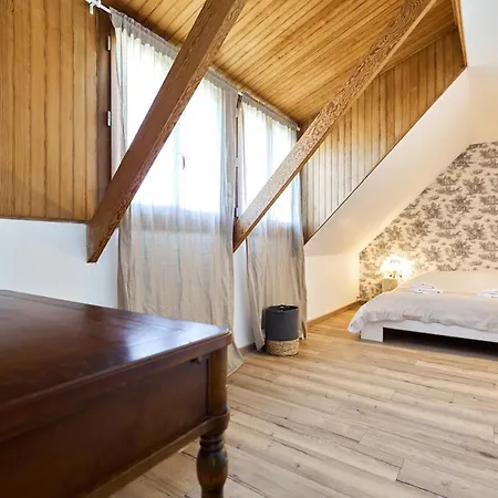 La Bohemienne, House, Hot Tub, Garden, Parking *